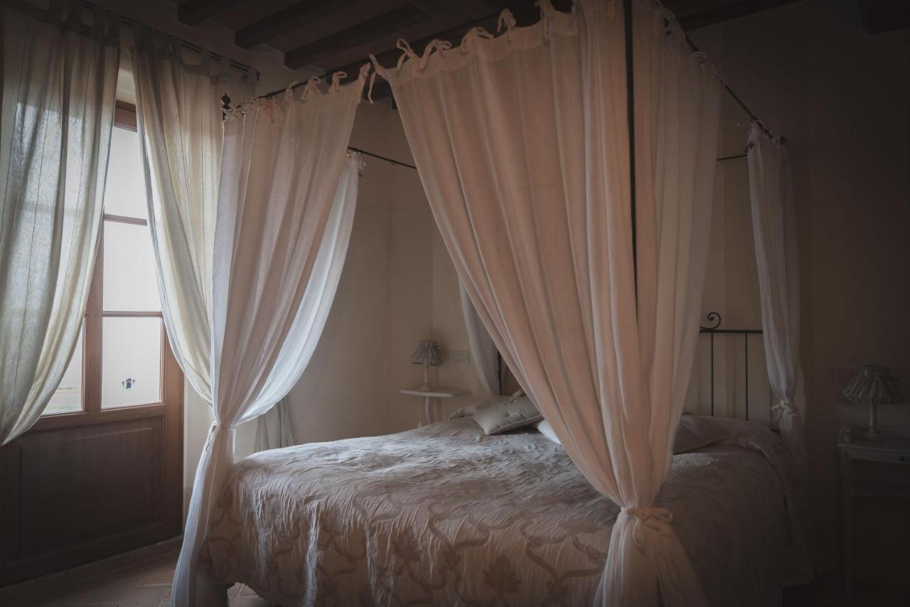 Campiglia dʼOrcia Agriturismo La Paciarellaヴィラ エクステリア 写真