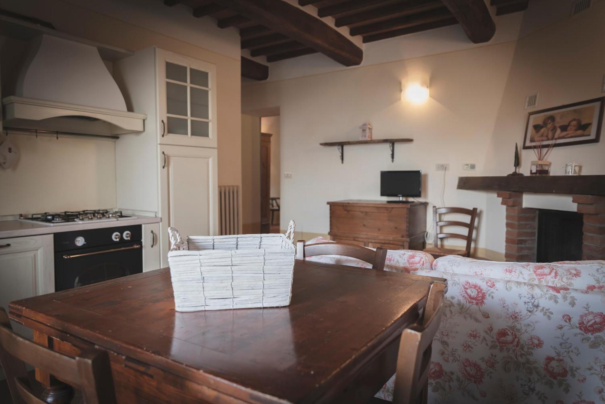 Campiglia dʼOrcia Agriturismo La Paciarellaヴィラ エクステリア 写真