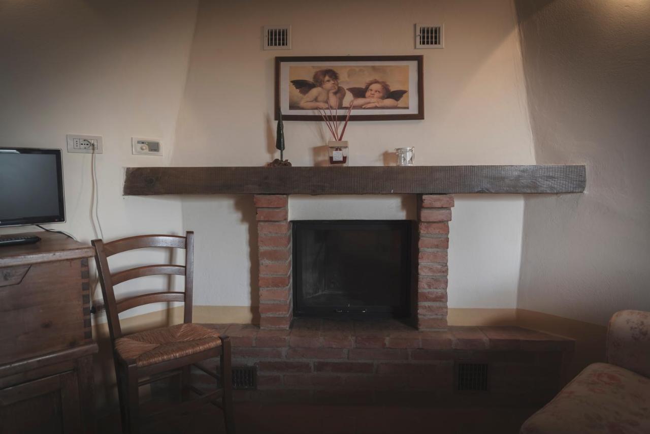 Campiglia dʼOrcia Agriturismo La Paciarellaヴィラ エクステリア 写真